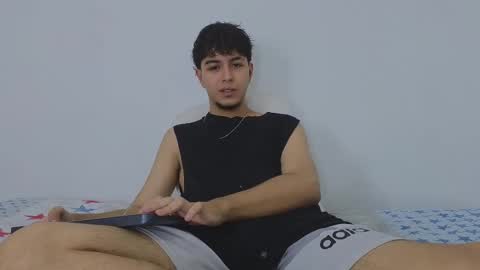 Snapshot of santybig18 chatting on 03/05/25, 05:29 santybig18 online show from 03/05/25, 05:29