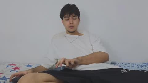 Snapshot of santybig18 chatting on 03/08/25, 01:06 santybig18 online show from 03/08/25, 01:06