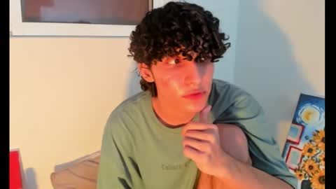 Snapshot of santyrizzo666 chatting on 06/15/26, 06:15 Santy Rizzo online show from 06/15/26, 06:15