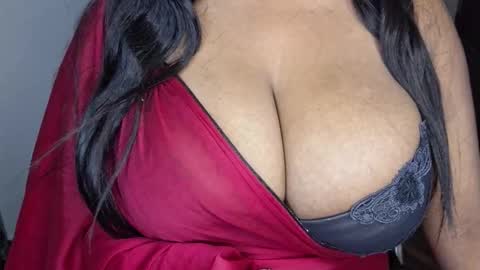 Snapshot of sanvi13 chatting on 02/01/26, 03:10 sanvi13 online show from 02/01/26, 03:10