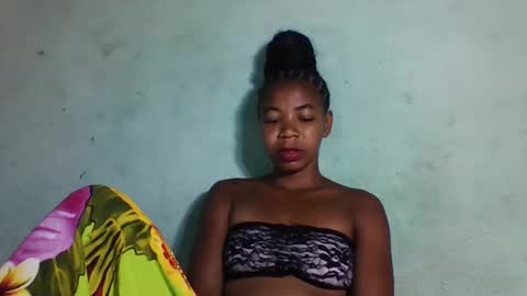 sanyah0123 online show from 11/26/25, 04:35