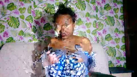 Snapshot of sanyah513 chatting on 05/26/26, 07:32 sanya online show from 05/26/26, 07:32