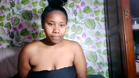 Snapshot of sanyah513 chatting on 06/02/26, 07:32 sanya online show from 06/02/26, 07:32