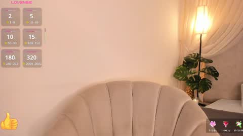 Snapshot of saori_newman chatting on 07/17/26, 11:50 Saori online show from 07/17/26, 11:50
