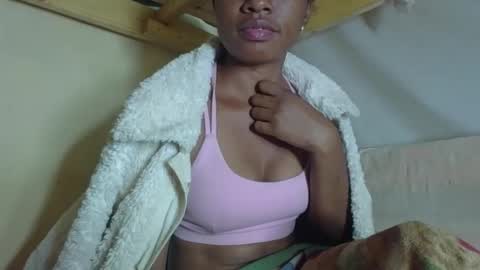 Snapshot of saphiana chatting on 09/24/25, 11:30 saphia online show from 09/24/25, 11:30