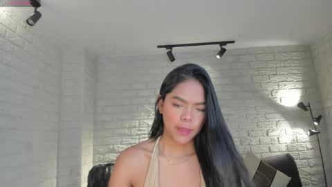 Saphira James online show from 05/24/26, 10:48