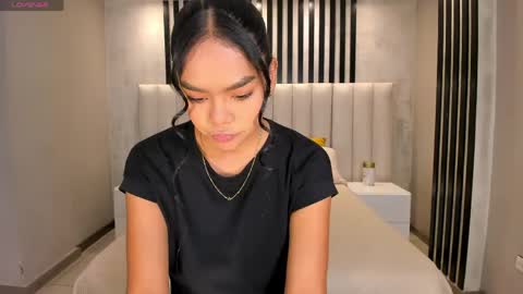 Saphira James online show from 05/28/26, 02:20