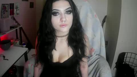 Snapshot of saphirerose1 chatting on 09/20/25, 10:11 Sapphire online show from 09/20/25, 10:11