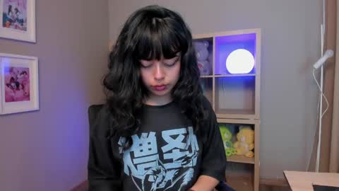 saphyralux online show from 05/06/26, 09:31