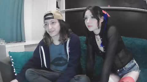 Snapshot of sapphirevelvet chatting on 04/04/26, 10:51 sapphirevelvet online show from 04/04/26, 10:51