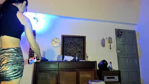 Sara online show from 02/21/25, 02:17