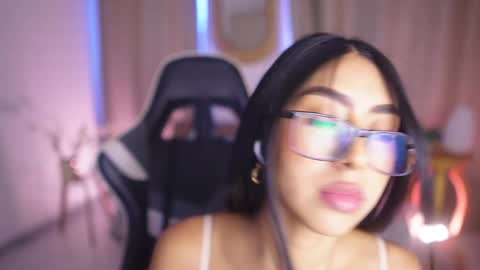 Snapshot of sara_albrecht chatting on 02/04/25, 06:27 Sara  online show from 02/04/25, 06:27