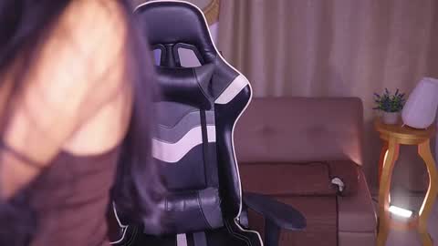 Snapshot of sara_albrecht chatting on 02/10/25, 12:29 Sara  online show from 02/10/25, 12:29