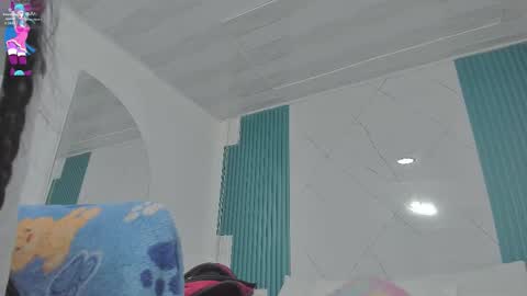 sara allenx online show from 09/14/25, 07:24