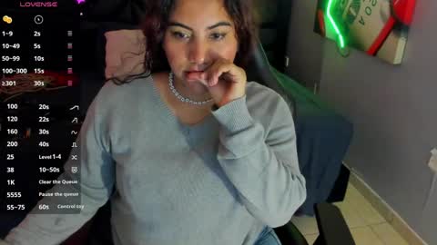 Snapshot of sara_bdsm chatting on 04/26/26, 03:32 sara_bdsm online show from 04/26/26, 03:32