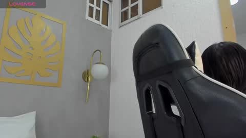 Sara online show from 01/25/25, 12:05