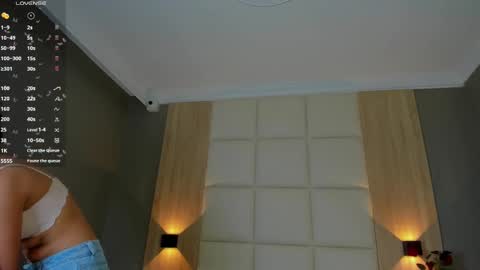 Sara online show from 03/08/25, 11:37