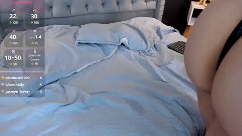 YENIFER  online show from 02/11/25, 05:40