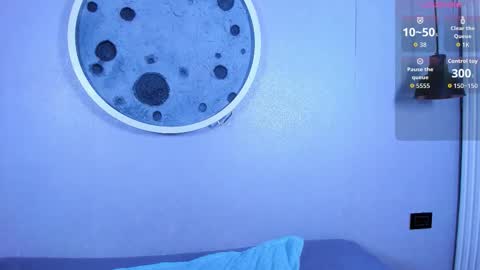 Snapshot of sara_connde chatting on 11/29/25, 11:35 sara_connde online show from 11/29/25, 11:35