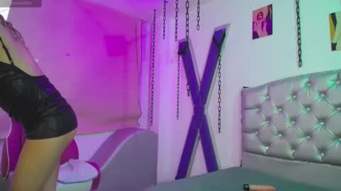 Sara Davina online show from 01/22/25, 09:46