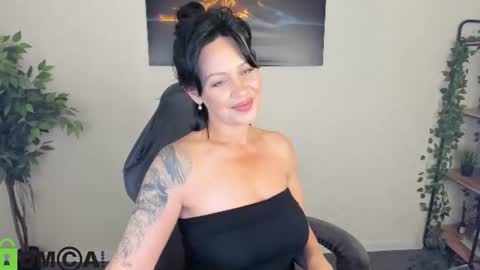 Snapshot of sara_devills chatting on 07/10/26, 07:56 Sara online show from 07/10/26, 07:56