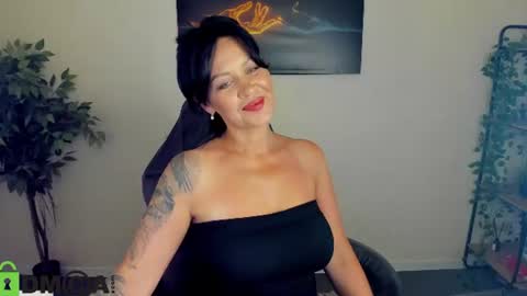 Snapshot of sara_devills chatting on 07/21/26, 09:33 Sara online show from 07/21/26, 09:33