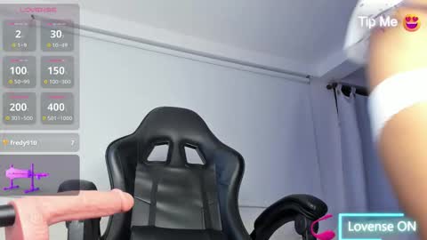 sara online show from 10/21/25, 01:28