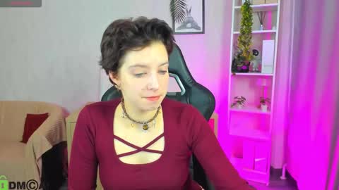 Sarah online show from 11/28/25, 01:30