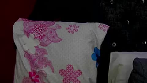 Snapshot of sara_greyx chatting on 01/13/26, 09:20 Sara Greyx online show from 01/13/26, 09:20