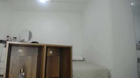 Snapshot of sara_hoffman2 chatting on 03/05/26, 04:08 Maria online show from 03/05/26, 04:08