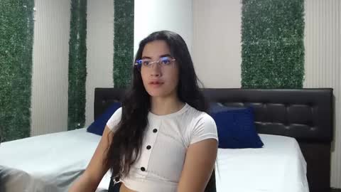 Sara online show from 04/20/26, 12:19