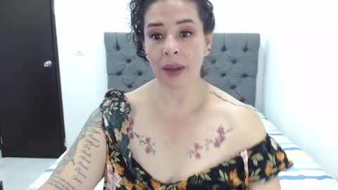 Sara hot46 online show from 01/02/25, 10:26