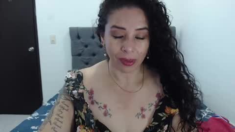 Sara hot46 online show from 01/14/25, 10:59