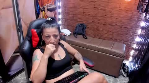 no limits sarah online show from 01/15/25, 03:22