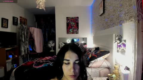 Snapshot of sara_hot_treat chatting on 04/09/26, 08:47 SARITA 3 online show from 04/09/26, 08:47