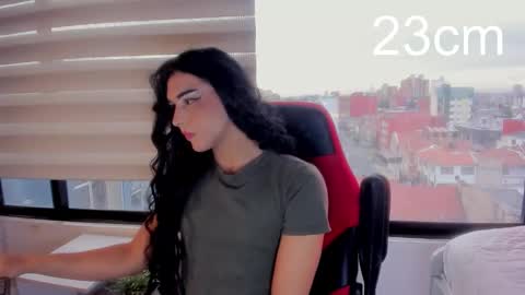 sara_hunter1 online show from 10/08/25, 12:03