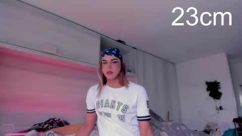 sara_hunter1 online show from 10/15/25, 04:40