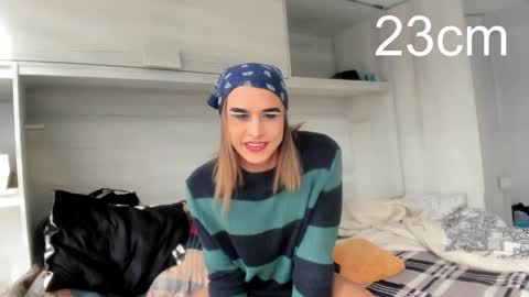 sara_hunter1 online show from 10/18/25, 07:58