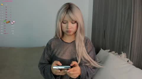 Sara  new account  give me thomb up  Follow me   help me reach 15k followers again   online show from 01/19/25, 03:18