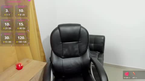 sara_len online show from 12/11/24, 09:12