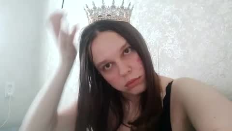 Snapshot of sara_liss chatting on 07/21/26, 12:29 sara_liss online show from 07/21/26, 12:29