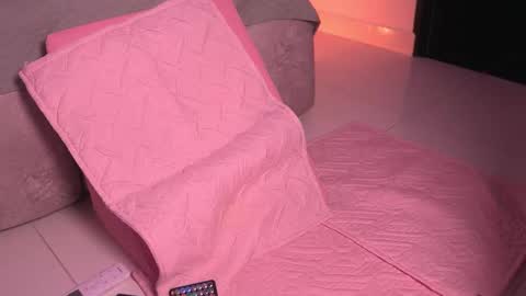 sara_lopee1 online show from 11/26/25, 11:55