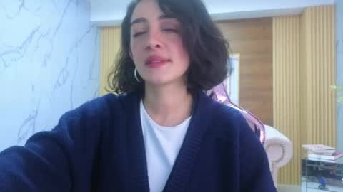 Sara  online show from 05/10/26, 01:16