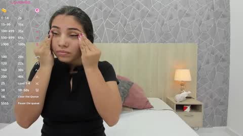 Sara online show from 09/12/25, 11:32