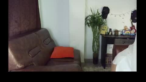 Snapshot of sara_mike666 chatting on 03/15/26, 02:17 SARA MIK666 online show from 03/15/26, 02:17