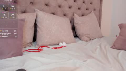 Sara Montes  online show from 12/23/24, 08:47