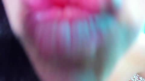 Snapshot of sara_murrayx chatting on 09/29/25, 08:57 sara online show from 09/29/25, 08:57