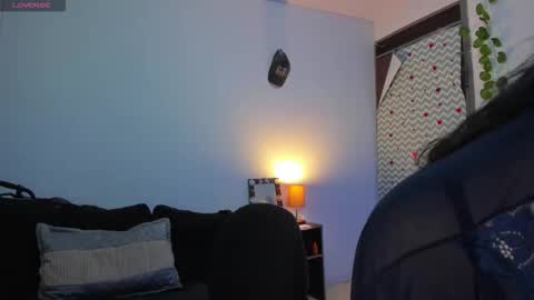 Snapshot of sara_murrayx chatting on 10/19/25, 09:54 sara online show from 10/19/25, 09:54