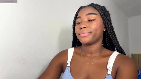 Sara online show from 11/25/25, 07:25