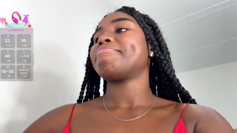 Snapshot of sara_muscle chatting on 12/21/25, 02:19 Sara online show from 12/21/25, 02:19